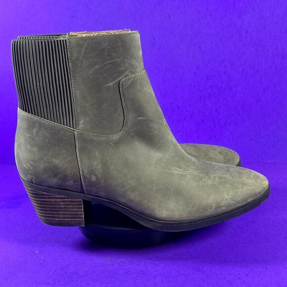 VIONIC Women's Gray/Green Waterproof Leather Shantelle‎ Bootie Shoe Size 11-NEW - Picture 1 of 7